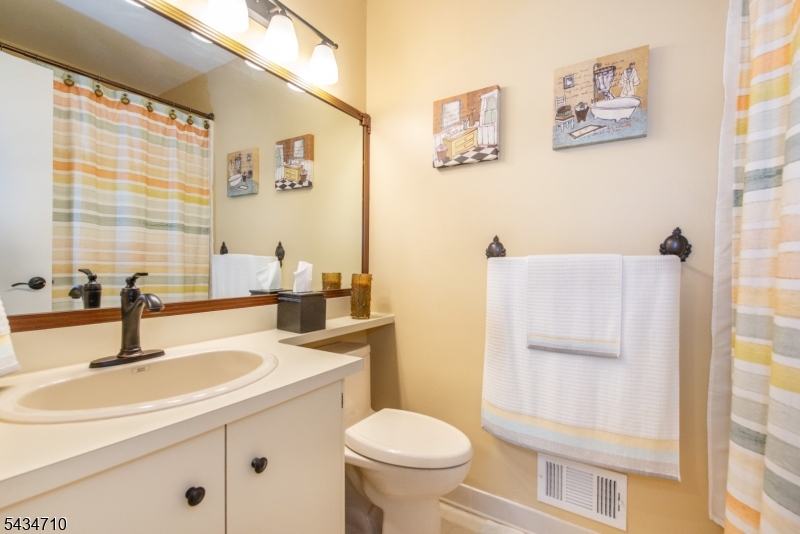 Front Bathroom with Tub