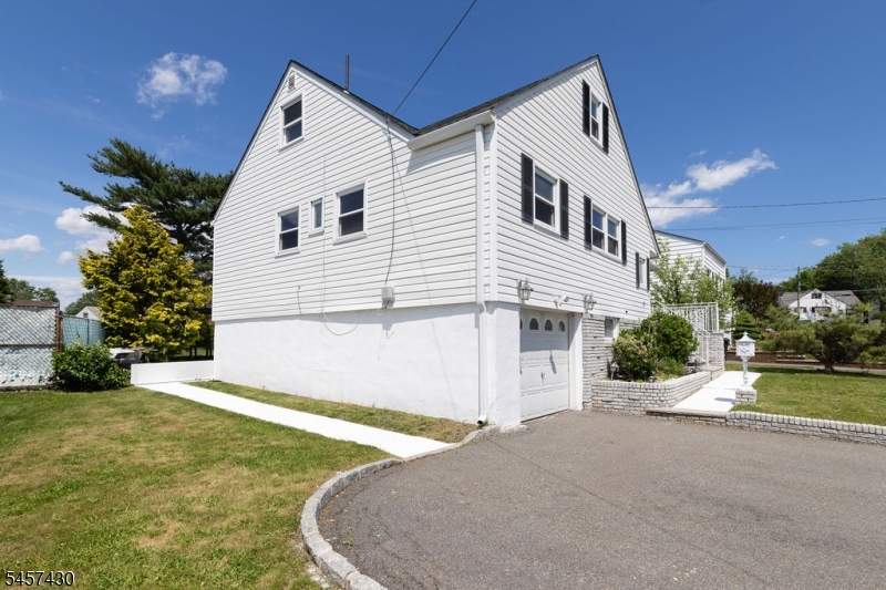 19 Jonquil Cir