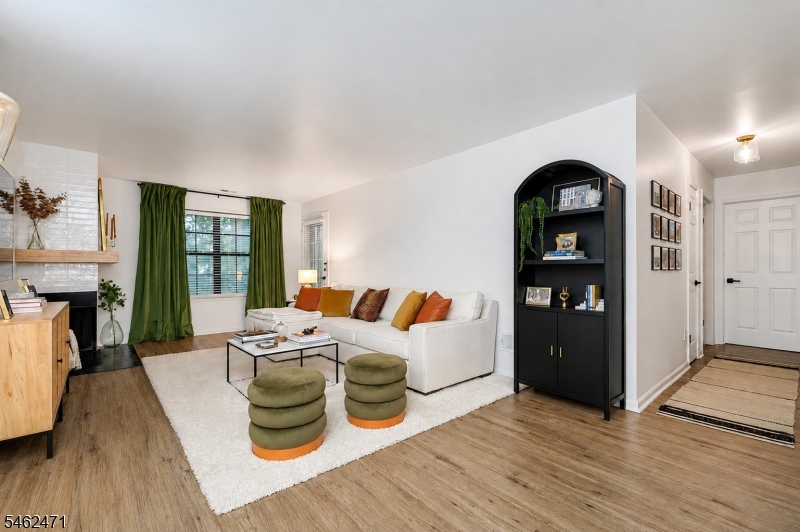 503 Chester Ct