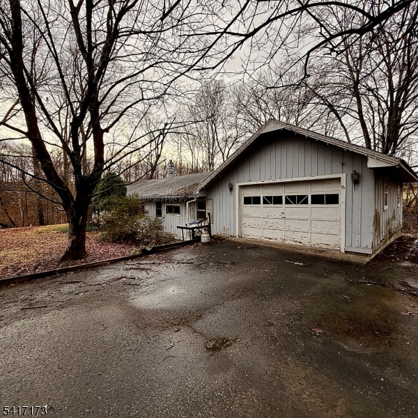 76 Valley View Rd
