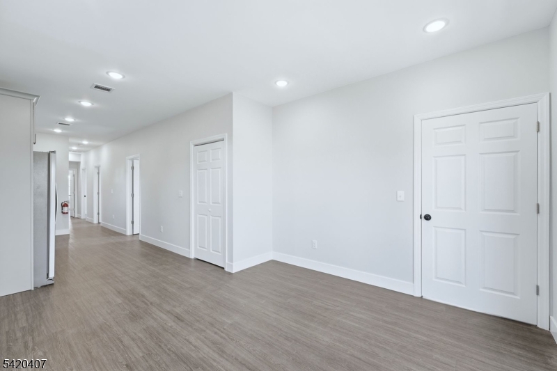Living/dinning rooms