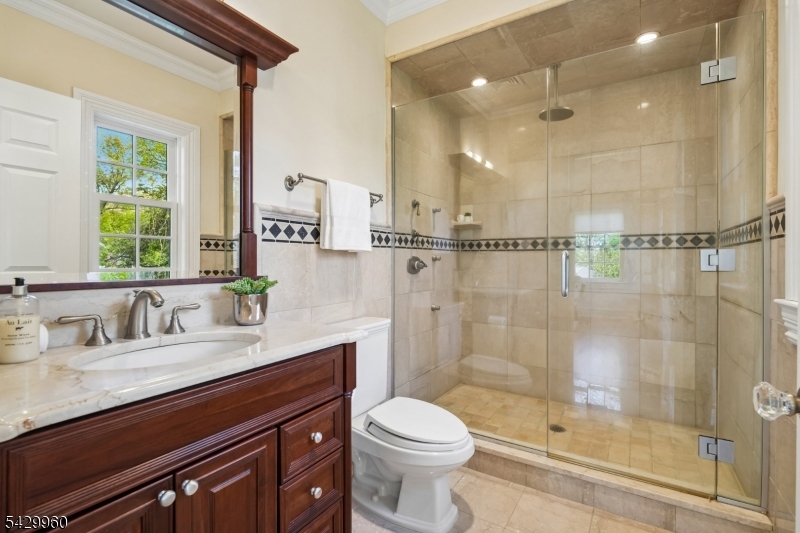2nd Spa-like Primary Bath