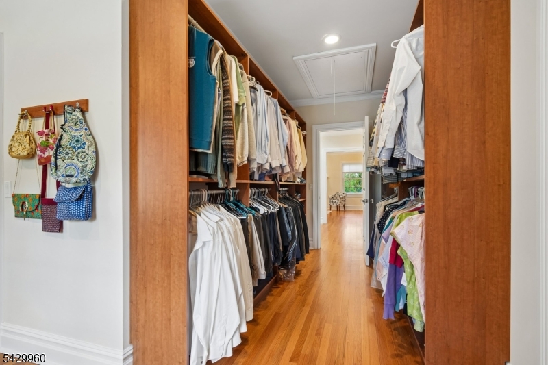 Incredible Walk-in Closet