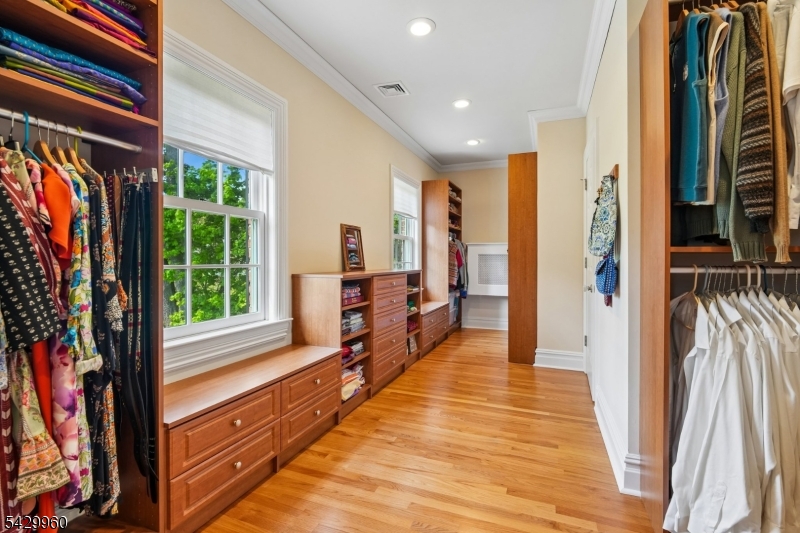 Incredible Walk-in Closet