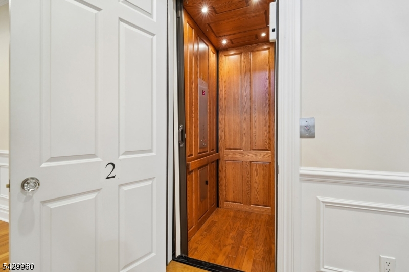 Elevator to All Floors