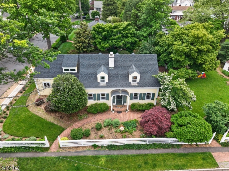 8 Normandie Pl, Cranford Twp., NJ 07016 Listing Photo  0