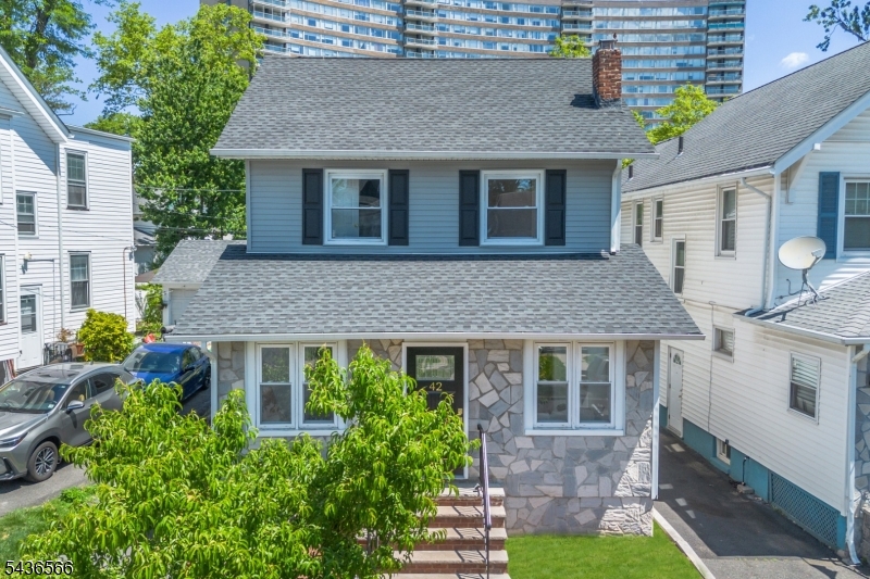 42 Wayne Ave, East Orange City, NJ 07018 Listing Photo  0