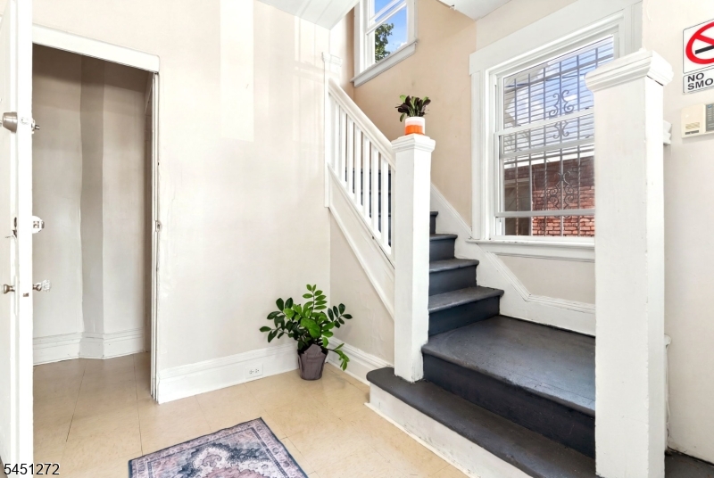 14 Scheerer Ave