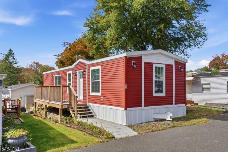195 W Main St, Unit 22 22