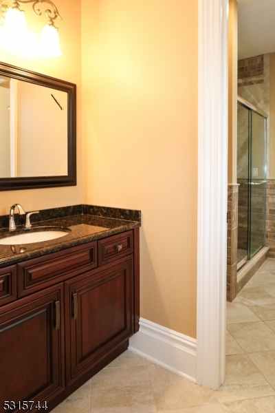 Private Vanity for Bedroom 3