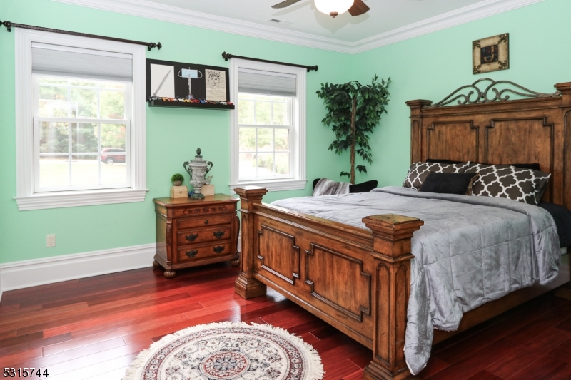 Bedroom 4 w/ dual closets