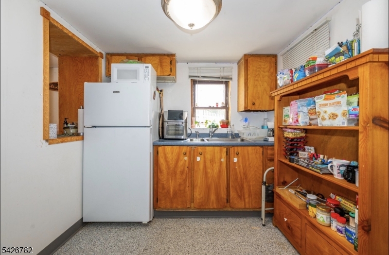 Kitchenette: Ground Floor
