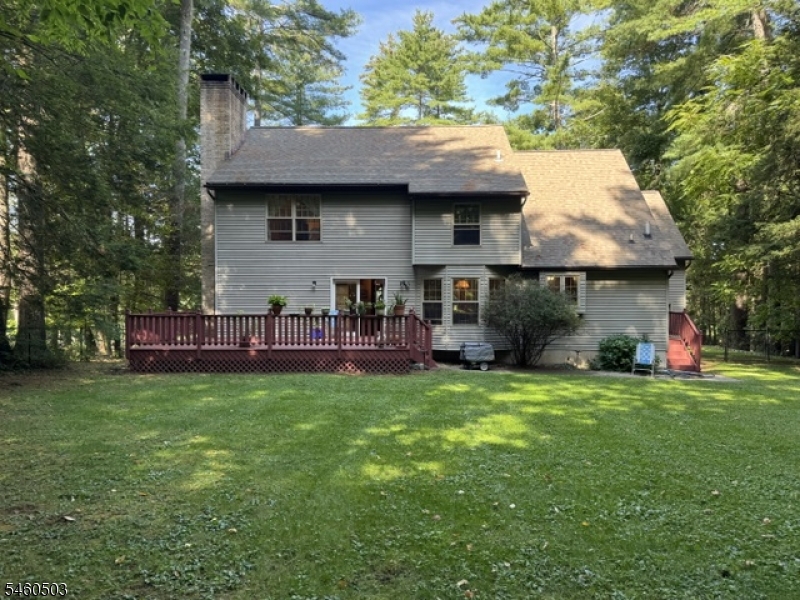 104 Buck Hill Trl