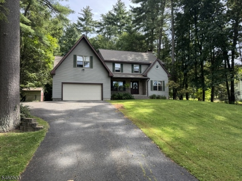 104 Buck Hill Trl