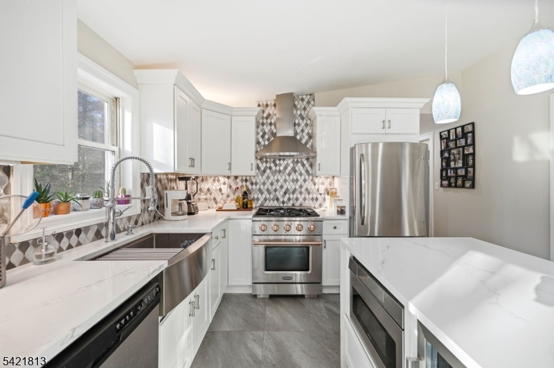Kitchen with farmers sink