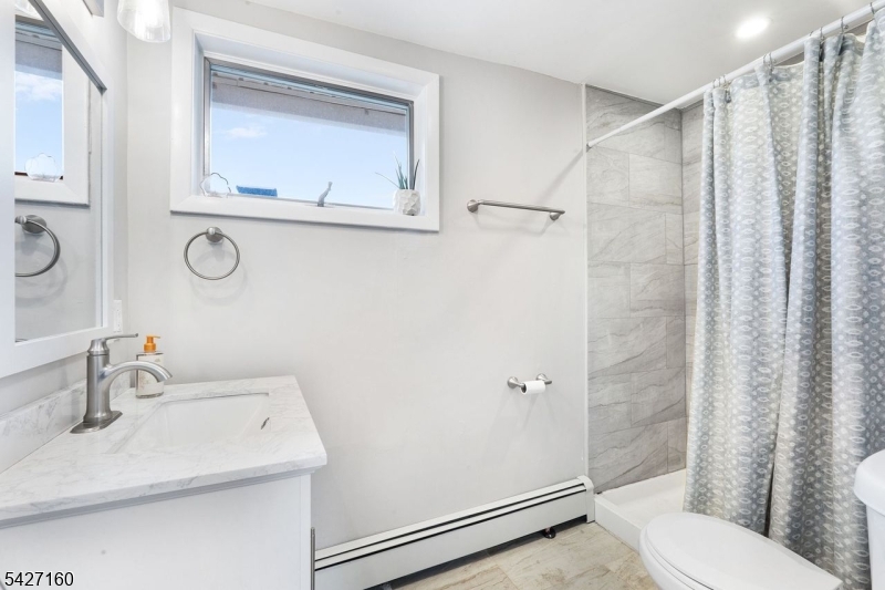 Renovated 2nd floor bath