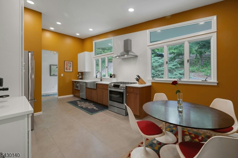 Gourmet Kitchen