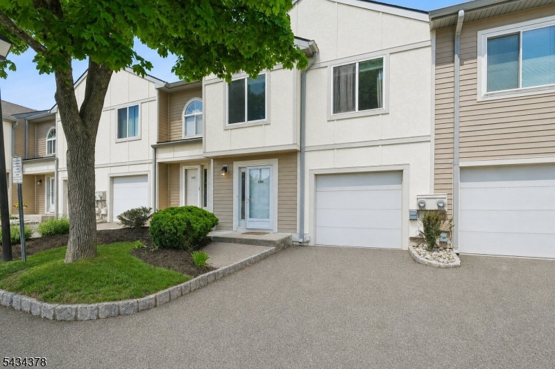 606 Park Pl, Springfield Twp., NJ 07081 Listing Photo  0