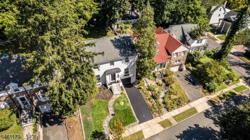 211 Conway Ct