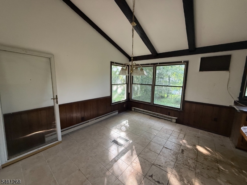 414 Deerfield Ln