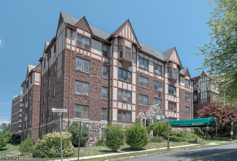 55 Randolph Place Unit 207 207