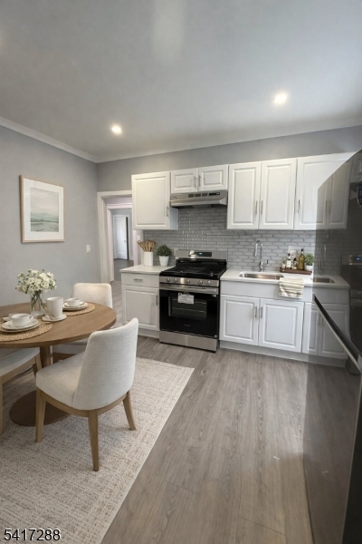 Kitchen - Staged