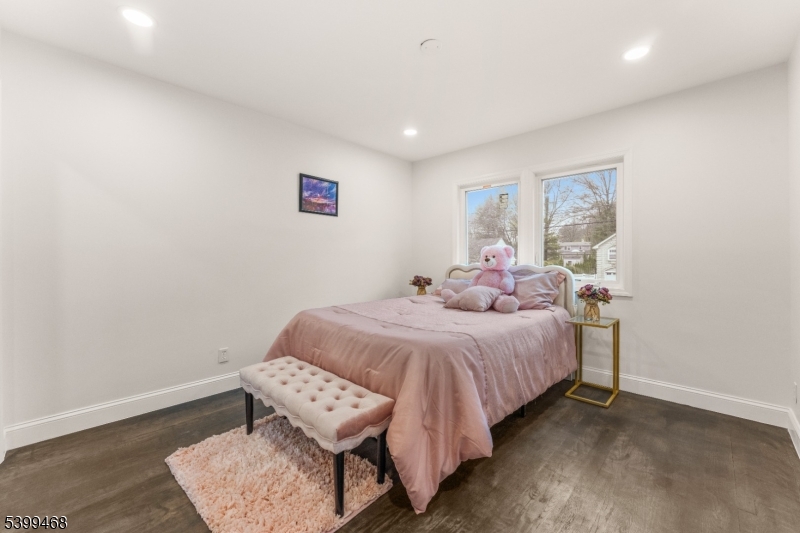 28 Charles St, Clifton City, NJ 07013 Listing Photo  11