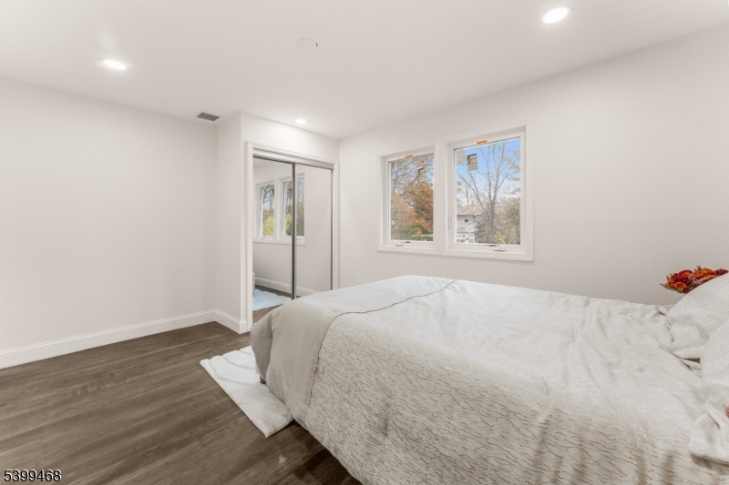 28 Charles St, Clifton City, NJ 07013 Listing Photo  14