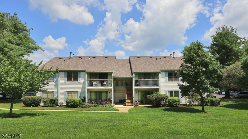 44 Crabapple Ln, Franklin Twp., NJ 08823 Listing Photo  0