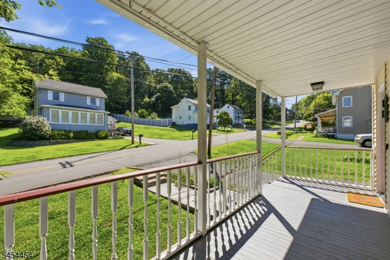 88 Mine Hill Rd