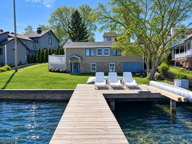 7 Cottage Ave