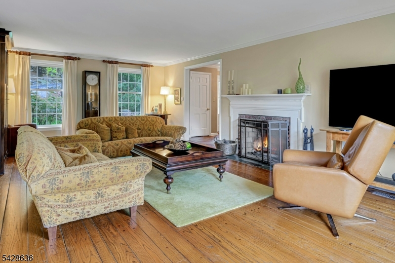Living Rm