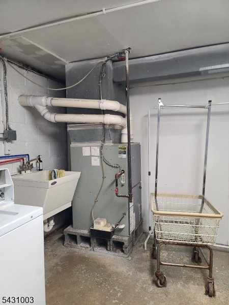 Shared washer dryer