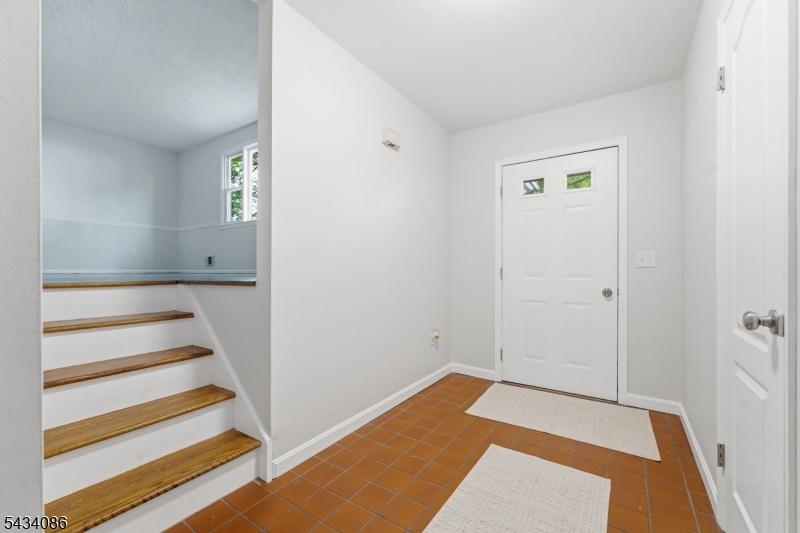 ENTRANCE FOYER