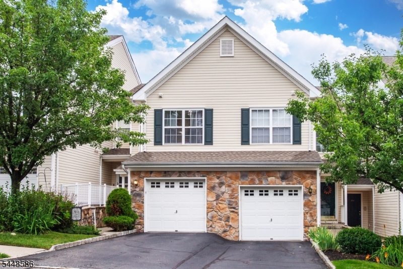 145 Mountainside Dr