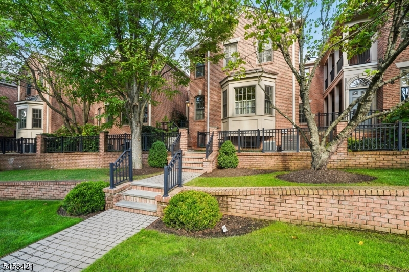25 Norwood Avenue Unit 2 2