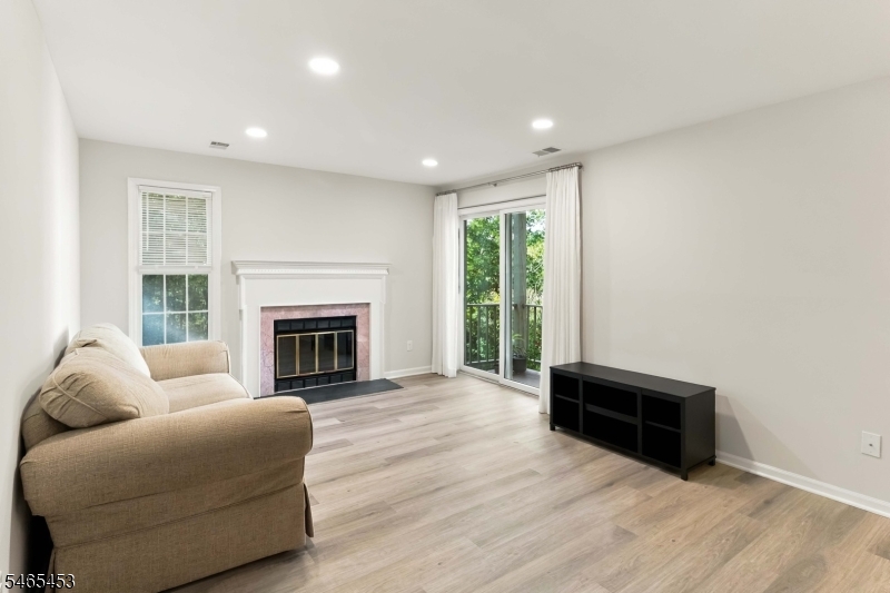 132 Jamestown Rd