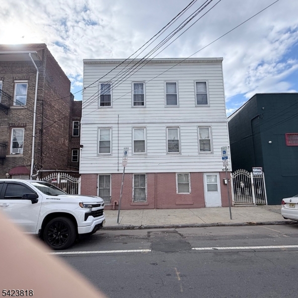 654 N 5Th St, Newark City, NJ 07107 Listing Photo  0