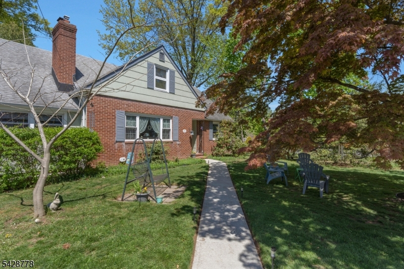 246 4Th St, Dunellen Boro, NJ 08812 Listing Photo  0