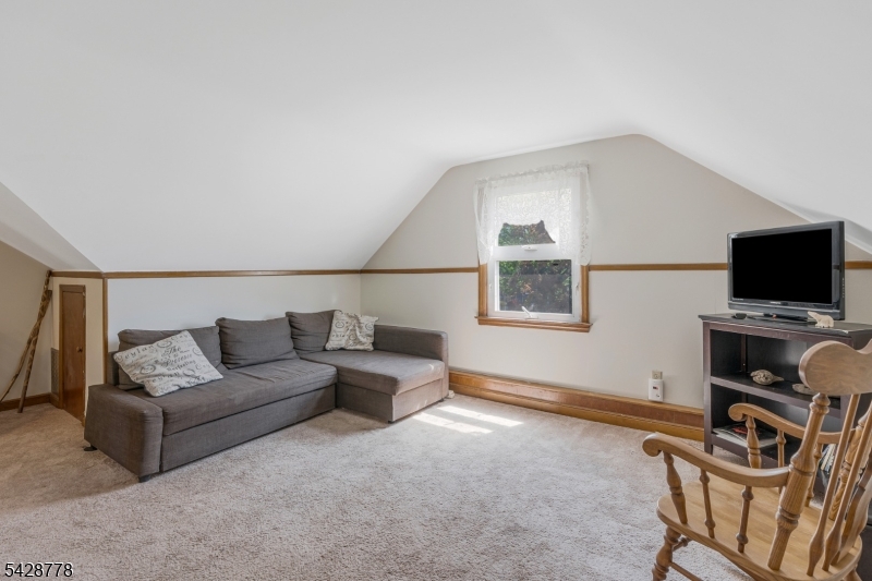 Living rm upstairs
