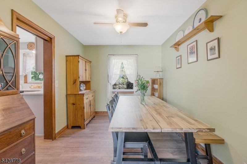 Dining Rm