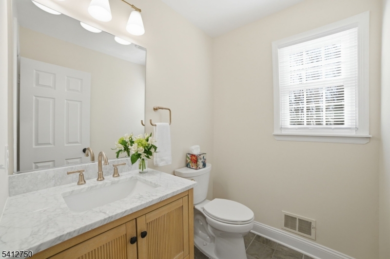 Powder room