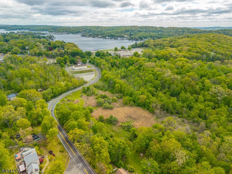 28 Brooklyn Stanhope Rd, Hopatcong Boro, NJ 07874 Listing Photo  0