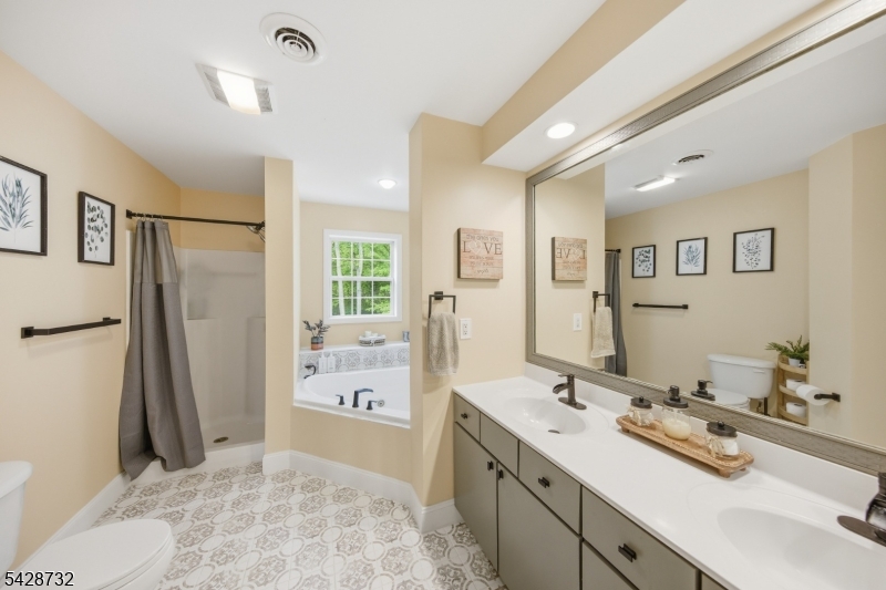 Primary suite bathroom