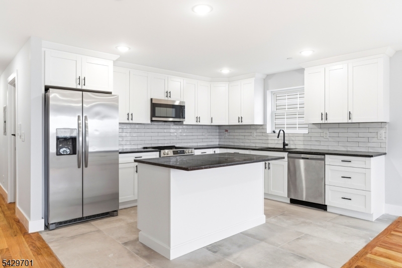 129 Mt Pleasant Ave, #2, Newark City, NJ 07104 Listing Photo  0