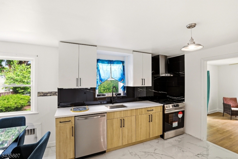 Kitchen/Dining