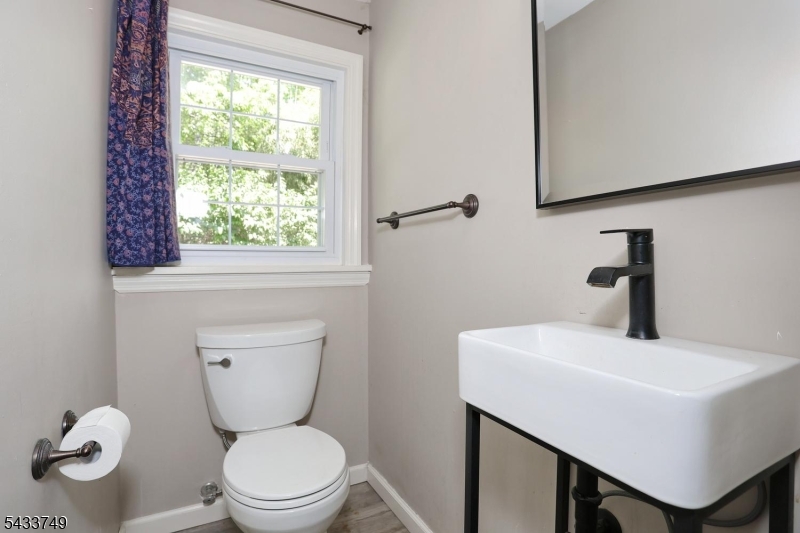Powder room