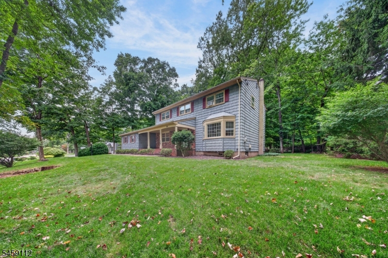 1 Holly Dr
