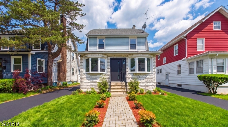 71 Leslie St, East Orange City, NJ 07017 Listing Photo  0