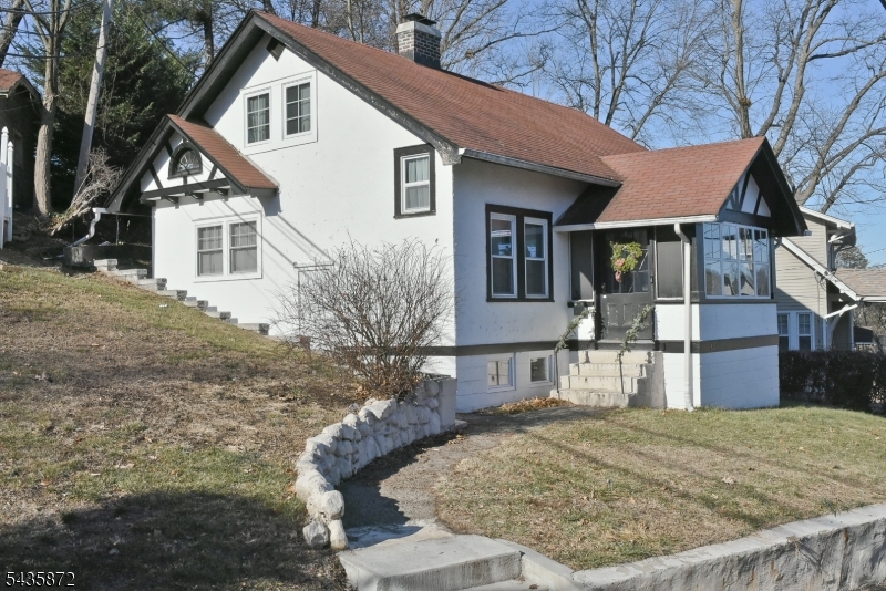42 Olyphant Dr, Morristown Town, NJ 07960 Listing Photo  0
